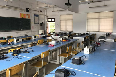 校企合作模式--湖南機電智邦機器人學院